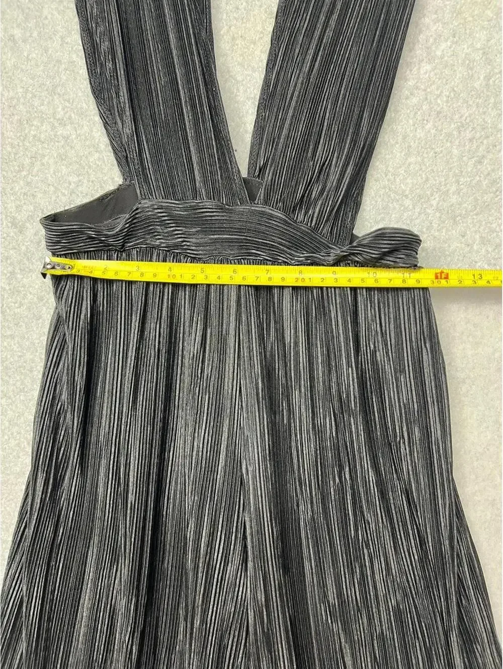Black Plisse Pleated Wide-Leg Jumpsuit S Sleeveless V-Neck Travel Boho Chic